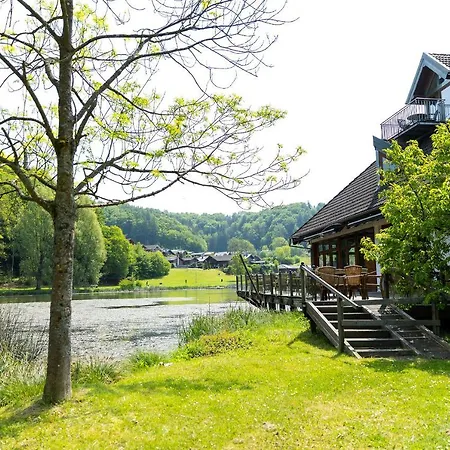 5 Sterne Susi Mit Kamin, Seeblick Und 2 Terrassen Holiday home Rieden (Mayen-Koblenz)