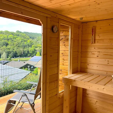 5 Sterne Susi Mit Kamin, Seeblick Und 2 Terrassen * Rieden (Mayen-Koblenz)