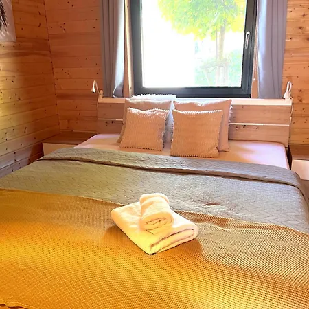 5 Sterne Susi Mit Kamin, Seeblick Und 2 Terrassen * Rieden (Mayen-Koblenz)