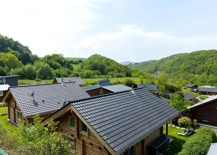 בית נופש 5 Sterne Susi Mit Kamin, Seeblick Und 2 Terrassen Rieden (Mayen-Koblenz)